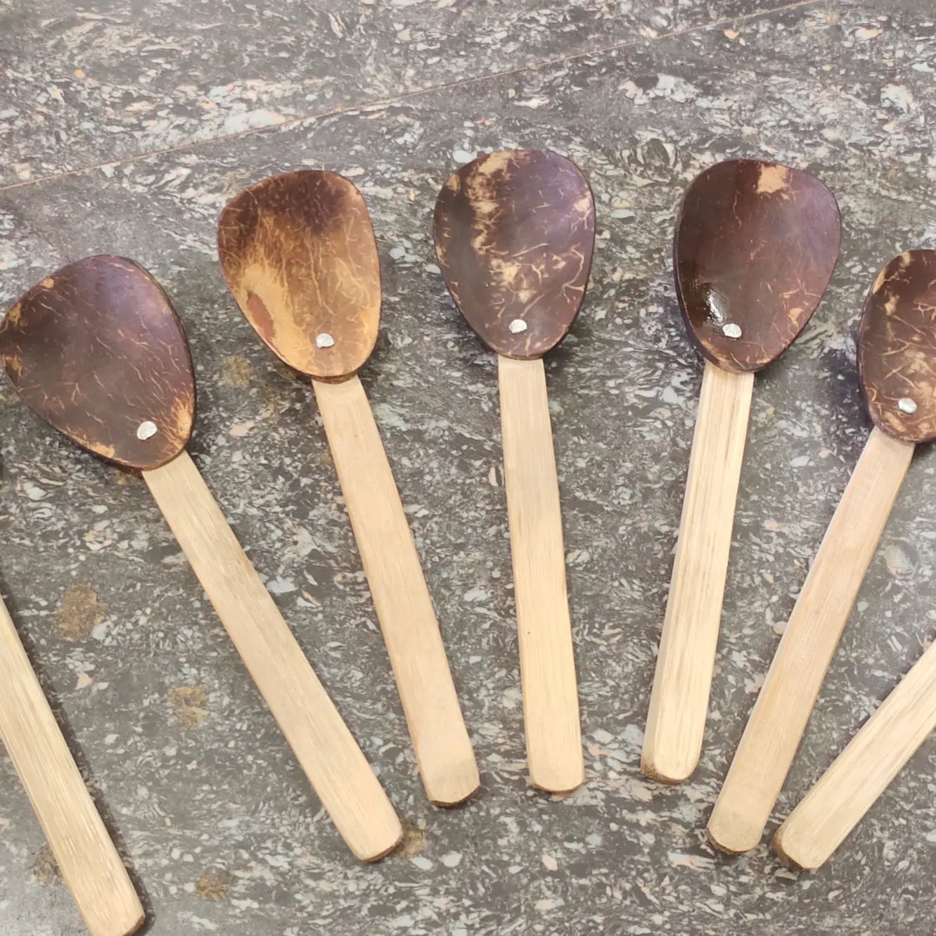 Coconut shell bamboo spoon15cm set of 7