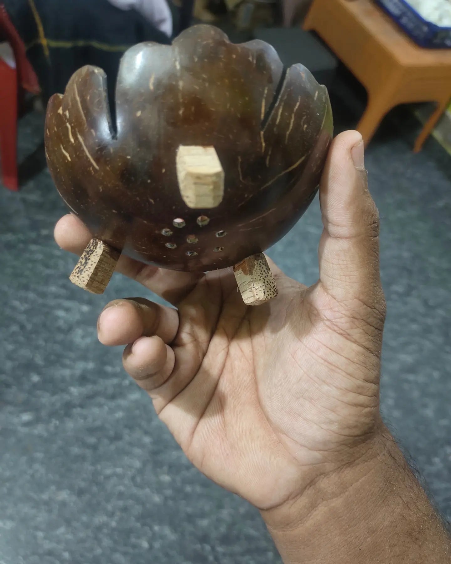 Floral design coconut shell soap bowl set of 1