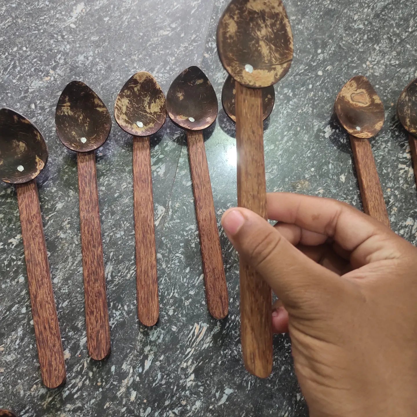Coconut shell spoon 20 to 25 cm long set of 7